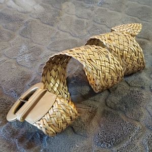 NWOT Adjustable Woven Wide Belt